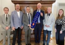 OB Leibe übergibt Fahnenband für Blau-Weiß Ehrang – Lob für vielfältiges Engagement