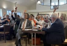 „Weg mit den Straßenausbaubeiträgen“: Parteitag der Freien Wähler im Hunsrück