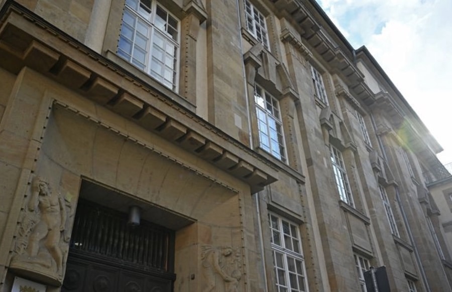 Alkohol-und-Erinnerungsl-cken-T-tung-mit-38-Messerstichen-in-Park-Urteil-erwartet