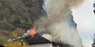 Wohnhausbrand in Hammerstein – Dachstuhl stürzt ein