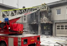 Brand in Rettungswache sorgt für hohen Sachschaden