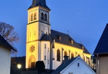 Neue Außenbeleuchtung für die Pfarrkirche in Irrhausen