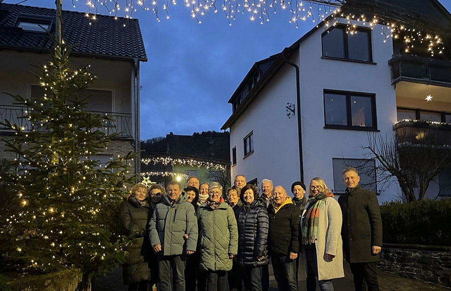 Neue-Beleuchtung-in-Kr-v-sorgt-f-r-weihnachtliche-Stimmung