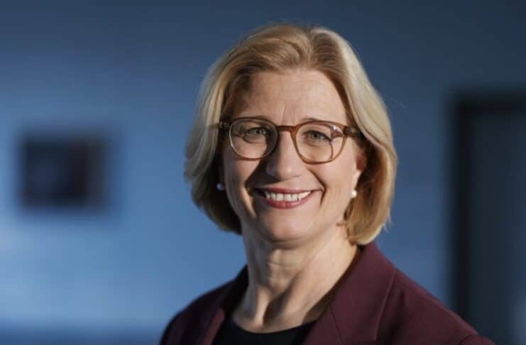 Rehlinger ruft zu Zuversicht und Zusammenhalt auf — „haben uns immer neu erfunden“