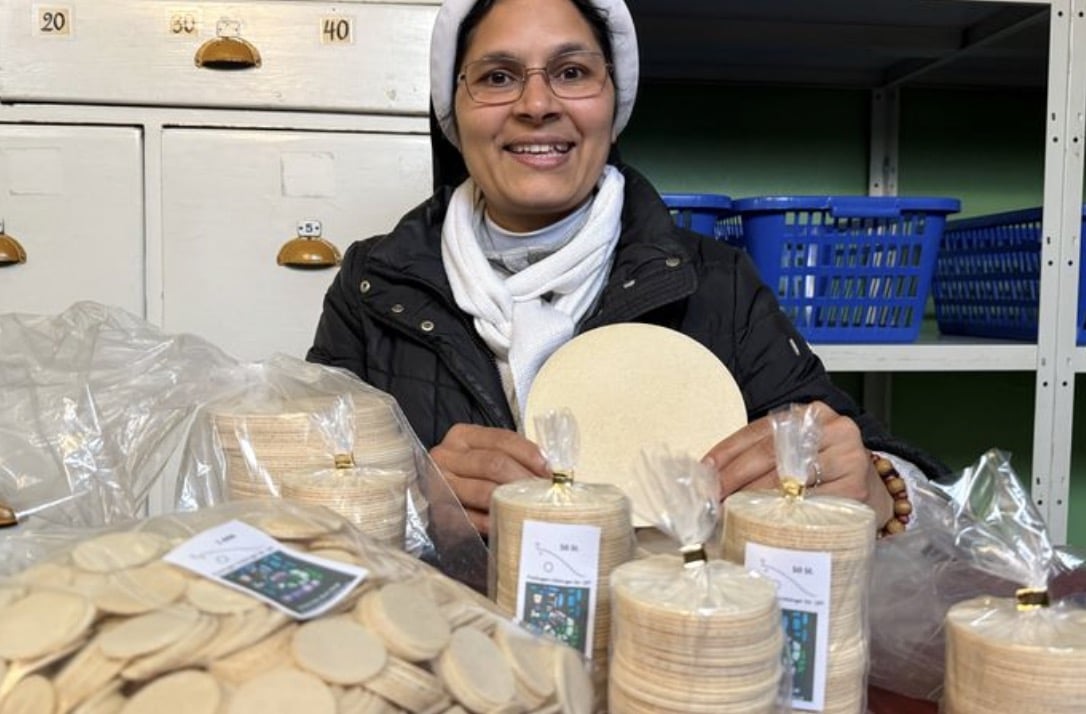Nur-Mehl-und-Wasser-Wie-Hostien-gebacken-werden-Zahl-der-Hostienb-ckereien-sinkt