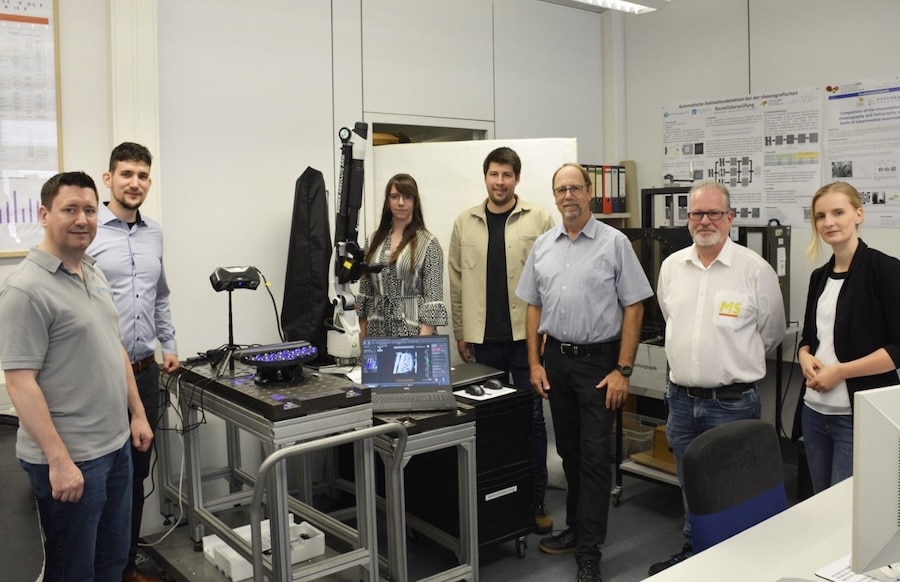 Lokale-Industrie-investiert-in-Hightech-Wichtige-Spende-f-r-Hochschule-Trier