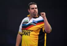 Darts-Profi Clemens schafft Überraschung bei der WM
