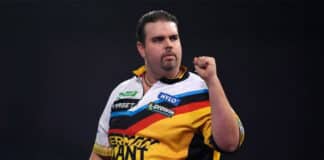 Darts-Profi Clemens schafft Überraschung bei der WM