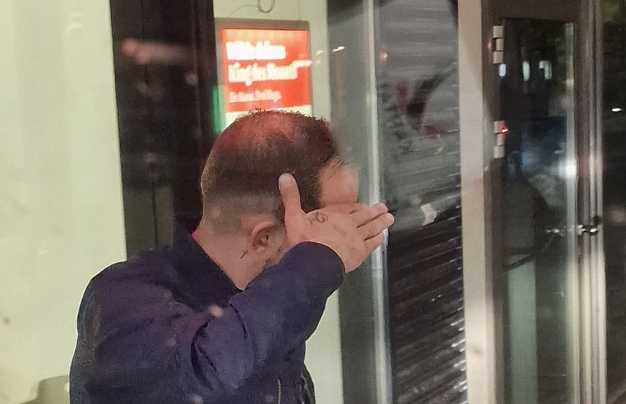 Messerangriff-auf-Transporter-Polizei-fahndet-nach-Hauptt-ter