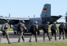 Sexuelle Übergriffe, Drogen, Rechtsextremismus: Konsequenzen nach Vorfällen bei den Fallschirmjägern