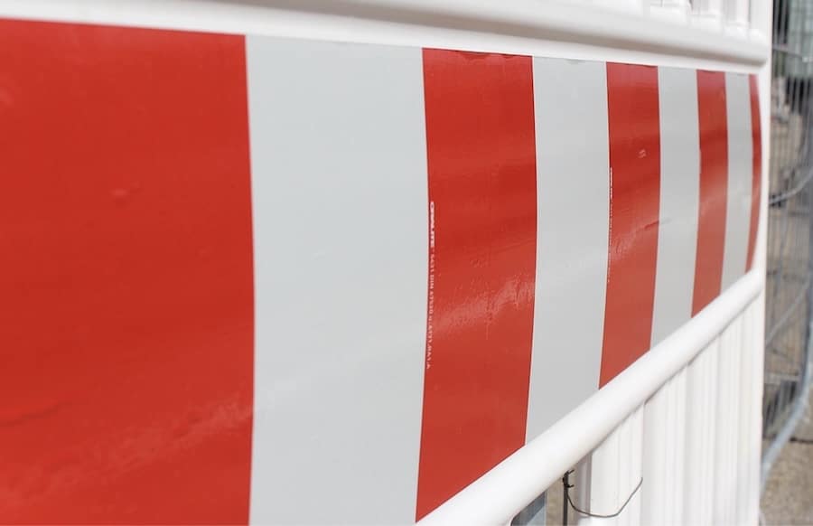 Trier-Engpass-am-Pacelliufer-wegen-Reinigungs-und-Inspektionsarbeiten