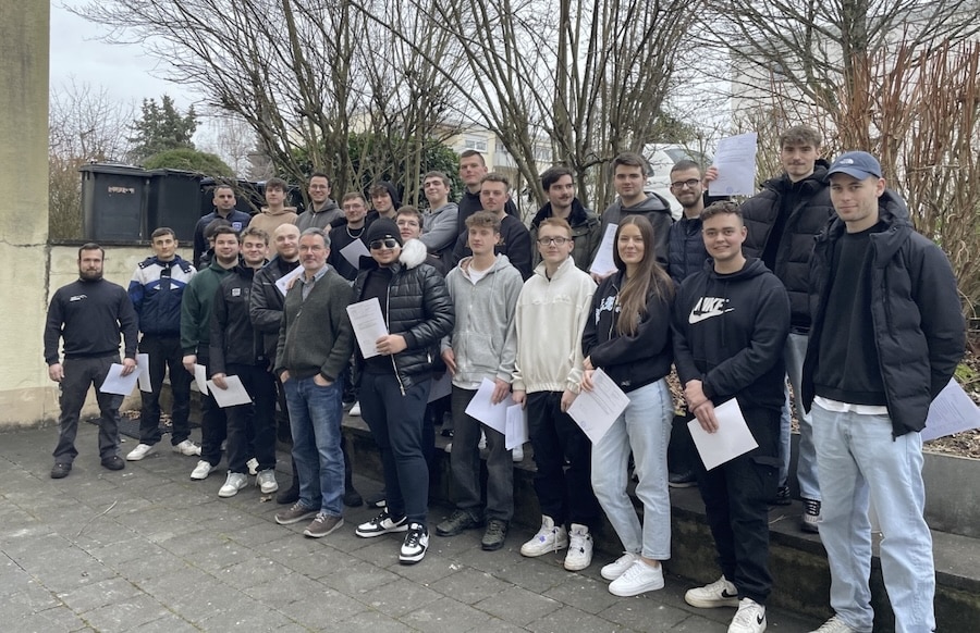 Kfz-Innung-Bernkastel-Wittlich-Bitburg-begr-t-23-neue-Fachkr-fte