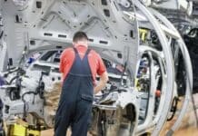 Zahl der Erwerbstätigen stagniert in Deutschland — Demografischer Wandel macht sich bemerkbar