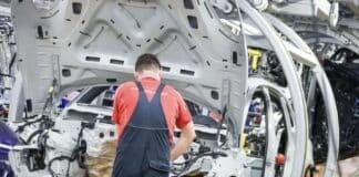 Zahl der Erwerbstätigen stagniert in Deutschland — Demografischer Wandel macht sich bemerkbar