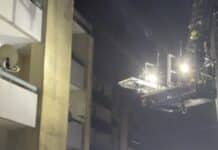 Daun: Feuerwehr leistet Tragehilfe in einem Mehrfamilienhaus