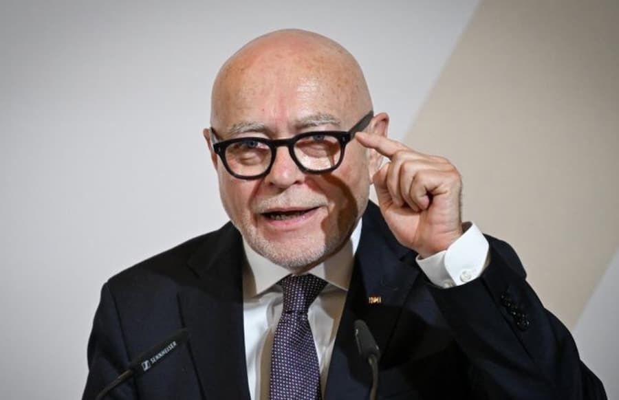 Sonderurlaub-f-r-Staatssekret-re-in-RLP-Verfassungsrechtler-legt-Gutachten-vor