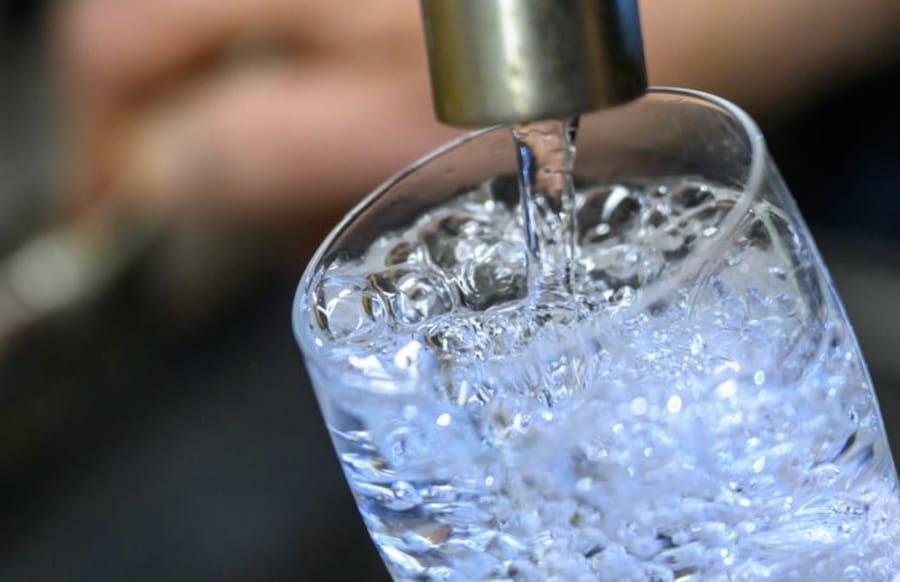 Reinigungsarbeiten-dauern-3-000-Menschen-weiter-ohne-trinkbares-Leitungswasser