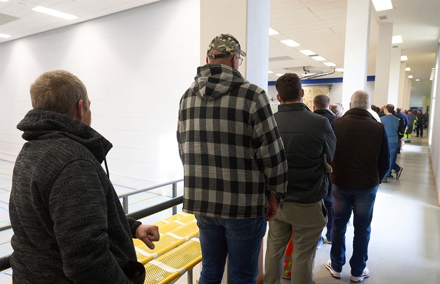 Kind-sexuell-missbraucht-Rund-1-200-Personen-bei-DNA-Reihenuntersuchung