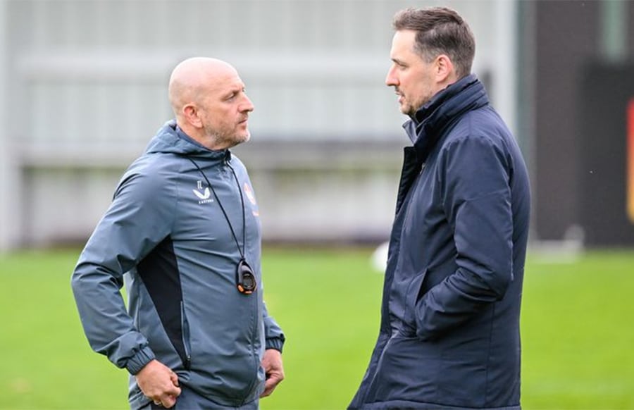 Belgischer-St-rmer-Rote-Teufel-holen-ersten-Winterneuzugang