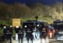 Biker-Feier im Visier: Polizei stoppt anreisende Gäste – 150 Polizeikräfte, massive Kontrolle!