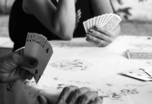 Von Wohltätigkeitslotterien bis hin zu Pub-Spielen: Warum Glücksspiele lokal immer noch eine Rolle spielen