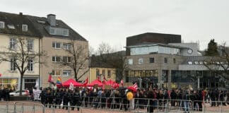 Trier: Friedlicher Verlauf von Polischer Aschermittwoch und „Protest gegen Merz“