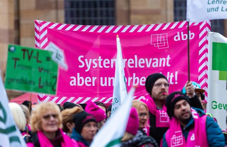 Region-Saar-Trier-Besch-ftigte-des-ffentlichen-Dienstes-im-Warnstreik