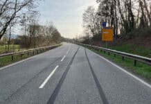 Ehrang: Leitpfosten umgemäht – gegen Leitplanke gekracht – Und geflüchtet!