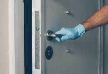 Notfall vor der Haustür: Was tun, wenn Sie sich ausgesperrt haben?