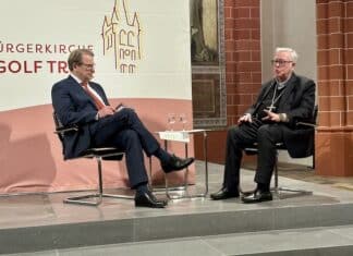 „Zusammen Christentum leben“: Kardinal Jean-Claude Hollerich im Dialog in St. Gangolf