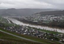 Stürmische Böen, Schauer, Gewitter: Ungemütlicher Wochenstart in der Region