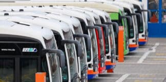 Busklau aus Liebe? Unternehmen rätselt über 15-jährigen Busentführer