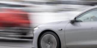 Trier: Illegales Rennen auf der Straßburger Allee — mehrere gefährliche Fahrmanöver