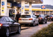 Spritpreise Luxemburg heute (Montag, 16. März 2026): Aktuelle Benzinpreise für Super 95, Super Plus und Diesel Autos an einer Tankstelle in Luxemburg beim Tanken – viele Autofahrer aus Trier und der Grenzregion nutzen die günstigeren Spritpreise in Luxemburg für Super, Diesel und Benzin.