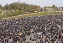 Korso über die Nordschleife: Motorradsaison startet mit „Anlassen“ am Nürburgring