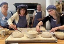 Brotbacken ist in: Verein aus Rheinland-Pfalz bietet professionelle Kurse an
