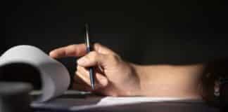 Studie der Saar-Uni: Hochbegabte Männer sind weniger konservativ