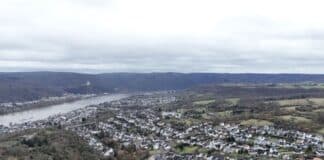 ++ Region: Wetter zunächst kühl — zur Wochenmitte sonnig und wärmer ++