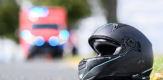 Eifelkreis: Crash auf der L1 – Motorrad kracht beim Überholen in Gegenverkehr!