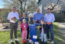 Neue Spielsachen für die Kita in Orenhofen