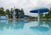 RLP: Tragischer Badeunfall – Vierjähriger stirbt in Freibad in Ludwigshafen