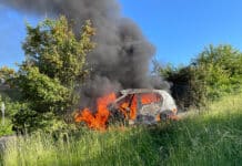Saarburg: Ersthelfer retten Schwerverletzten aus brennendem Auto