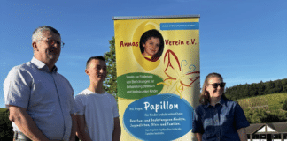 Schüler organisieren Benefiz-Golfturnier „Young meets Old“ und sammeln über 7.000 Euro für Papillon