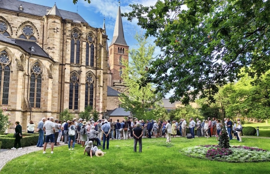 Trier-Theo-Talk-unterwegs-in-den-Kurieng-rten-rund-um-den-Dom