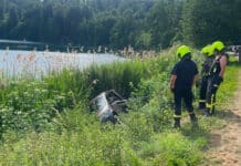 Feuerwehreinsatz in der Vulkaneifel: Rollender Pkw stürzt fast ins Pulvermaar