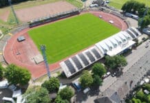Trier: Moselstadion setzt auf Klimaschutz und Energieeffizienz Luftbild Moselstadion Trier mit Solaranlagen