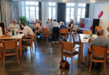 Trier: Azubis bringen Online-Banking in Einrichtung der Vereinigten Hospitien verständlich näher
