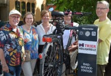 Trier: Manometer an der Grundschule – Heiligkreuz Vorreiter in Sachen Fahrradservicestation
